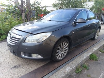 opel-indignia-2-5
